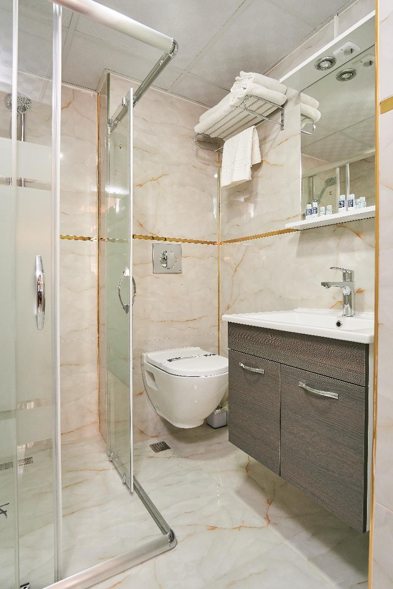 Renzo Istanbul اسطنبول المظهر الخارجي الصورة